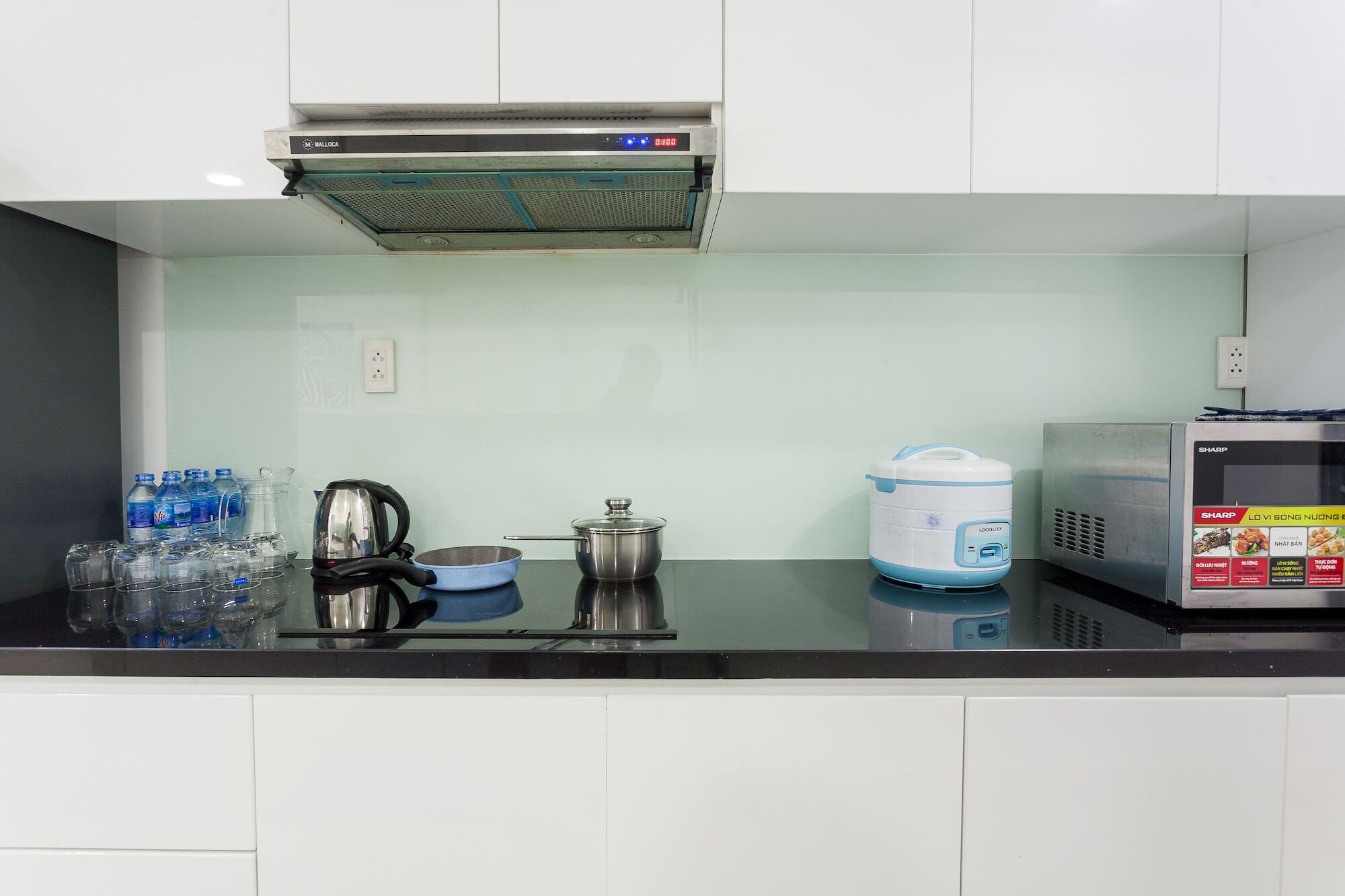 Masteri Sunny Apartment Хошимин Экстерьер фото
